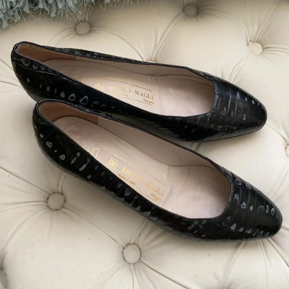 Bruno Magli heels size 7 - Picture 2 of 5
